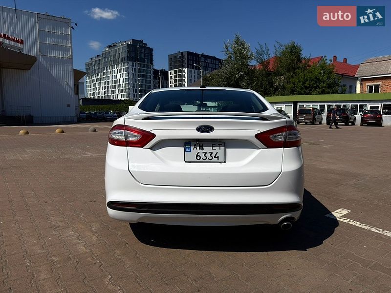 Седан Ford Fusion 2014 в Житомире