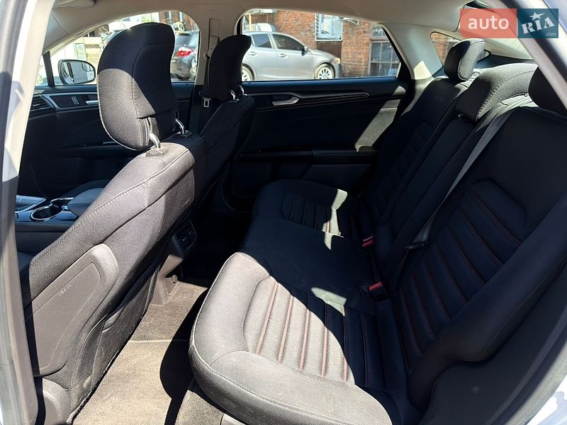 Седан Ford Fusion 2014 в Житомире