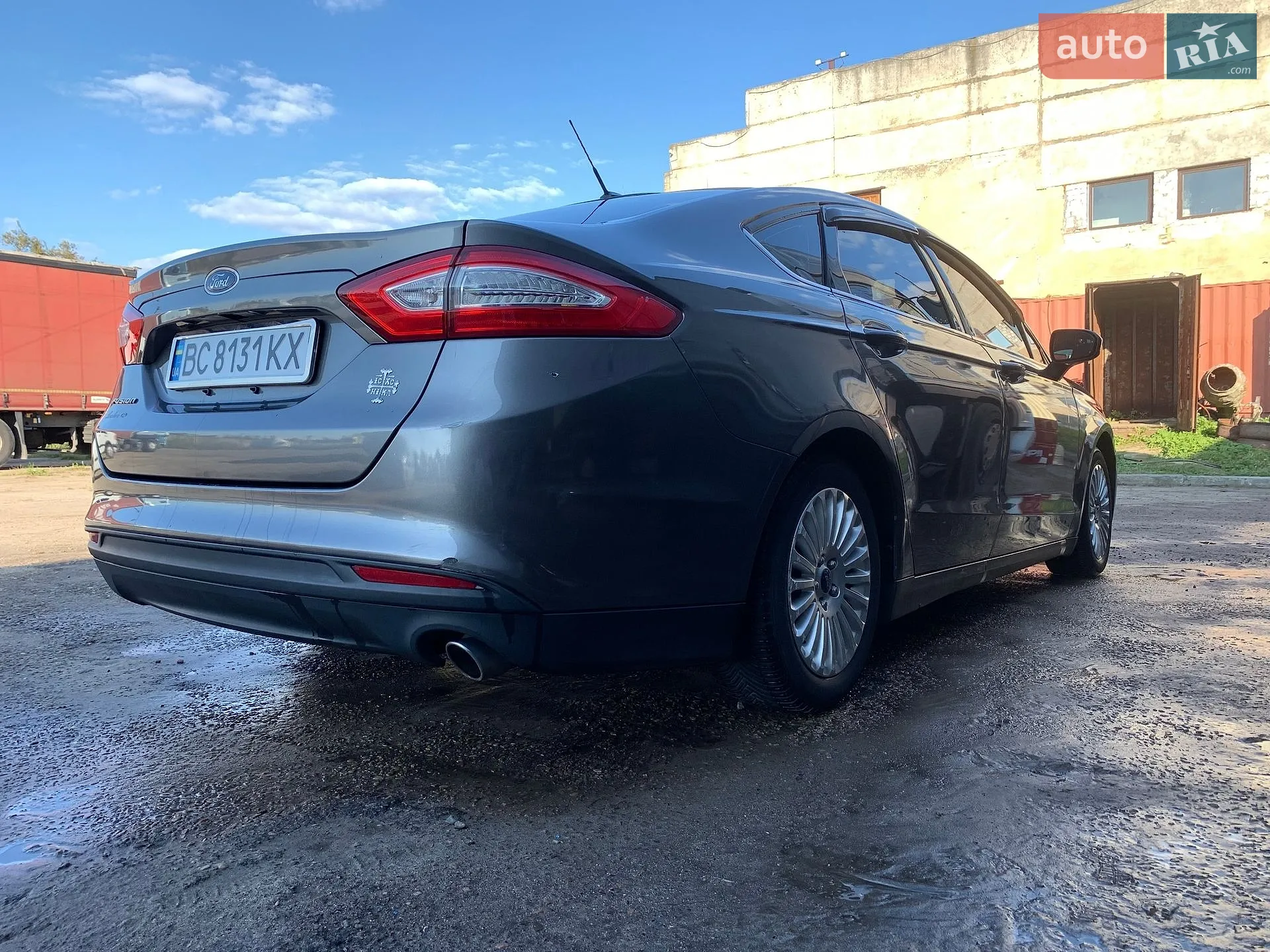 2013 Ford Fusion - мініатюра 11