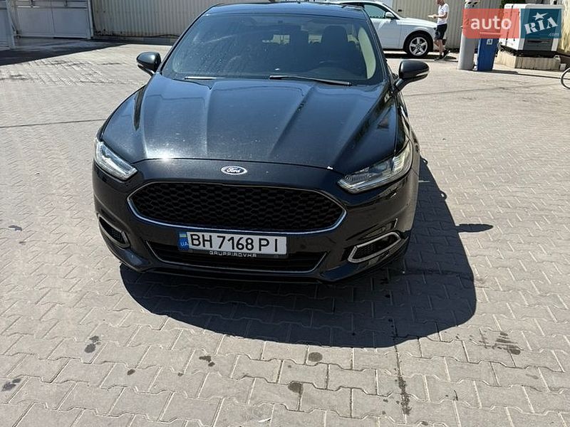 Седан Ford Fusion 2014 в Одесі