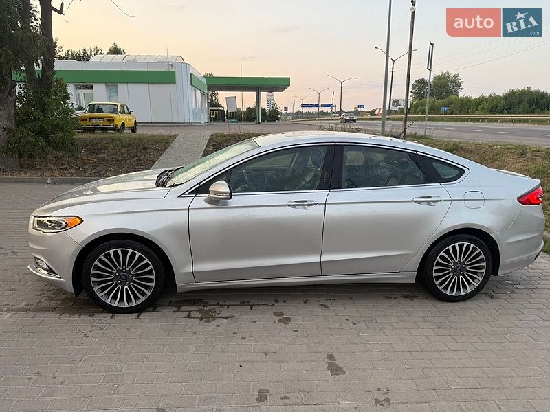 Седан Ford Fusion 2016 в Львове