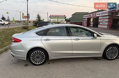 Седан Ford Fusion 2016 в Львове