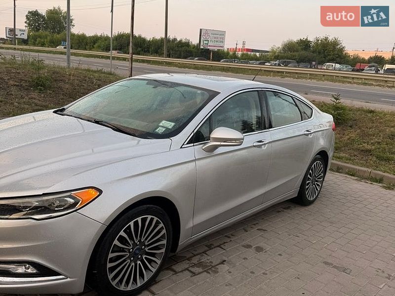 Седан Ford Fusion 2016 в Львове