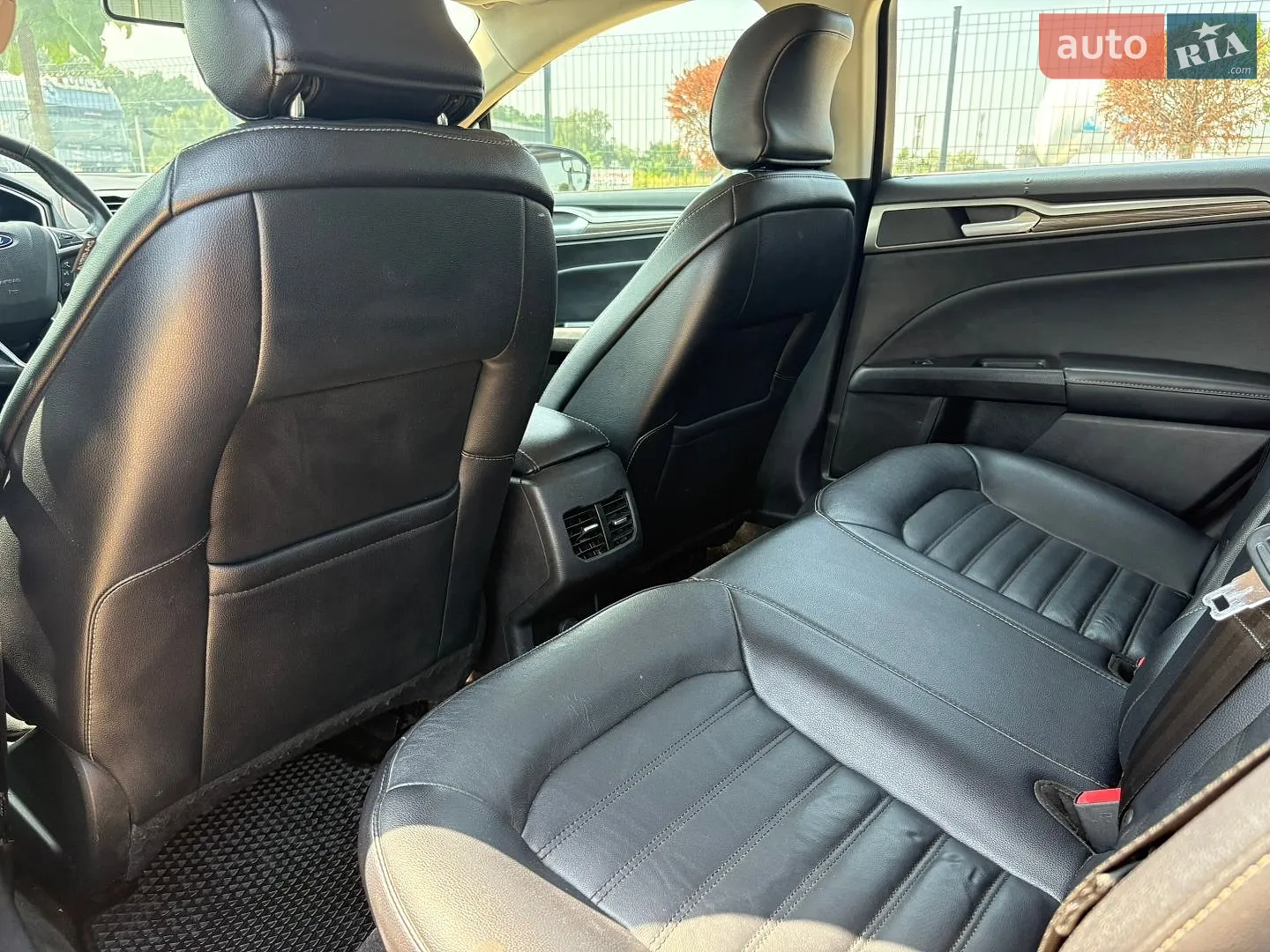 2016 Ford Fusion - мініатюра 29