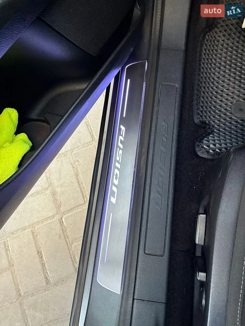 2016 Ford Fusion - мініатюра 19