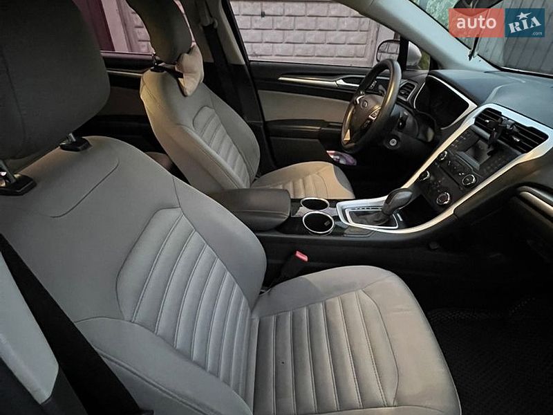 Седан Ford Fusion 2013 в Виннице