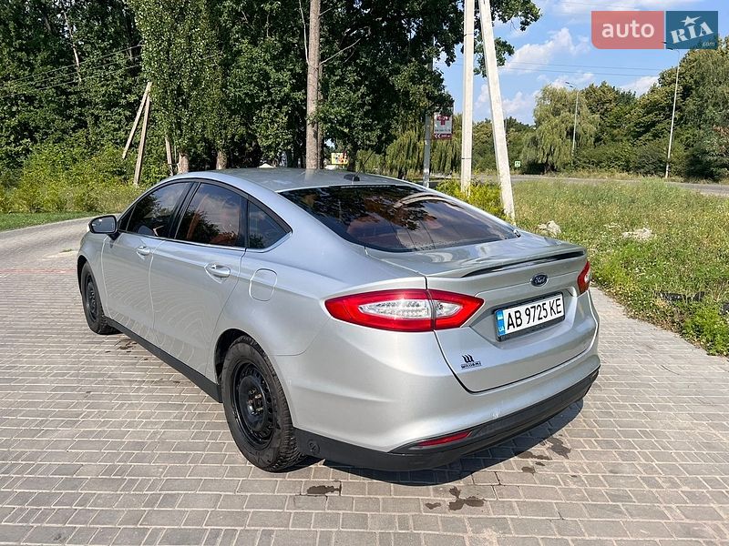 Седан Ford Fusion 2013 в Виннице