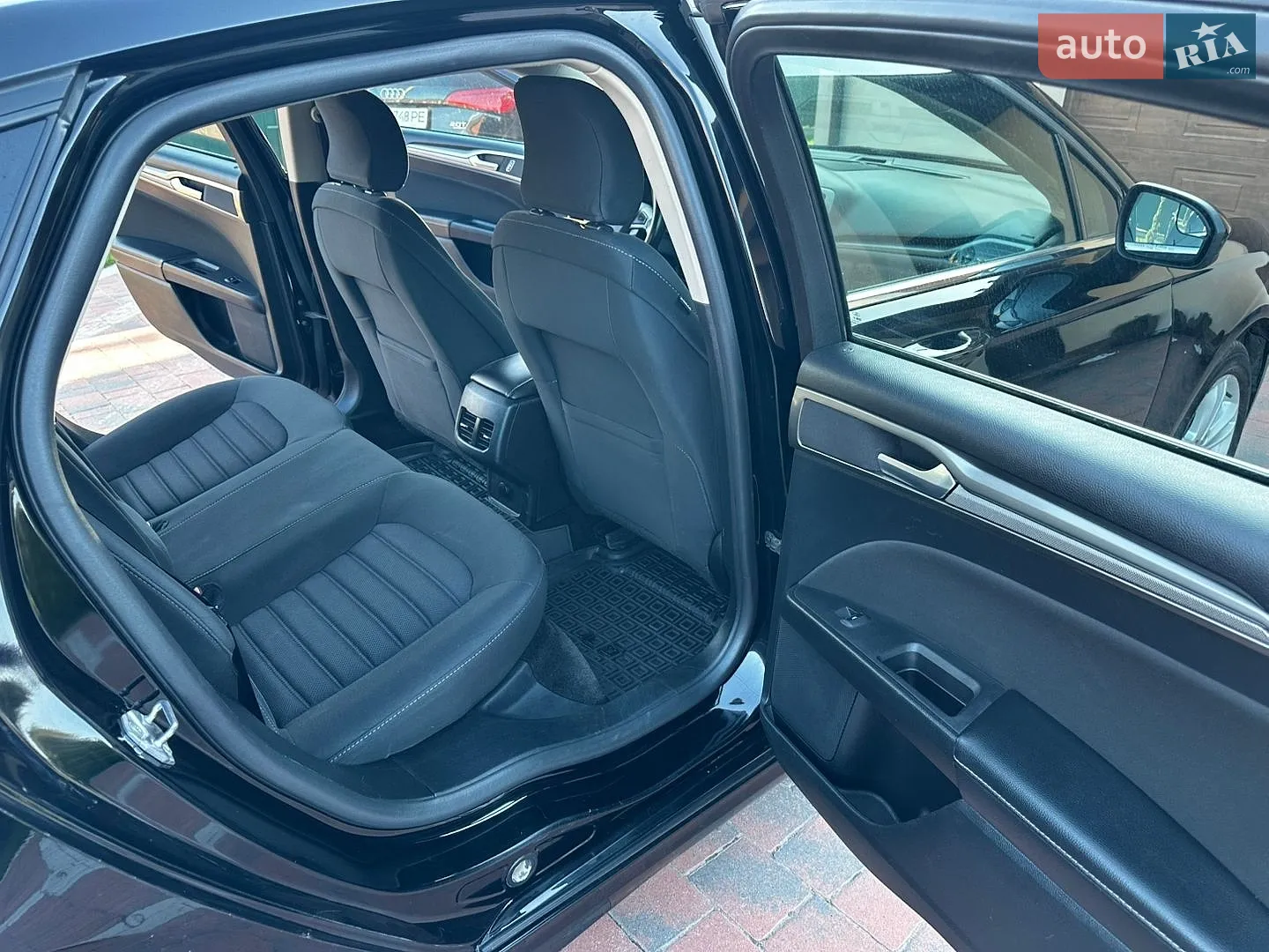 2017 Ford Fusion - мініатюра 17