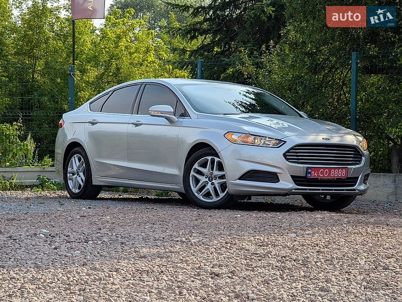 Седан Ford Fusion 2016 в Дрогобичі