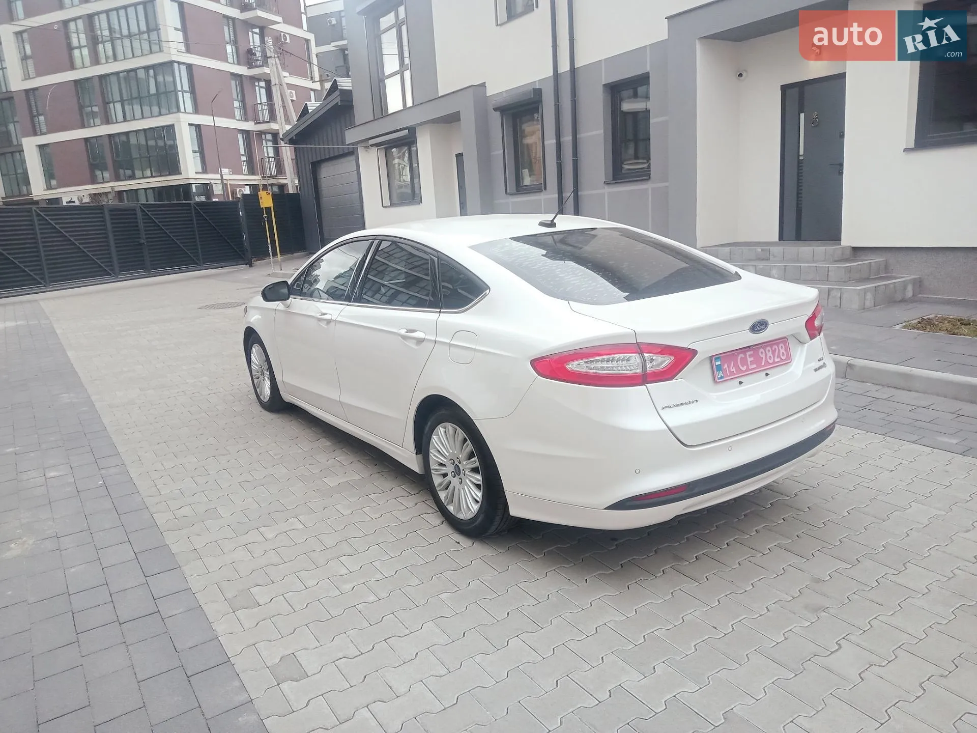 2016 Ford Fusion - мініатюра 3