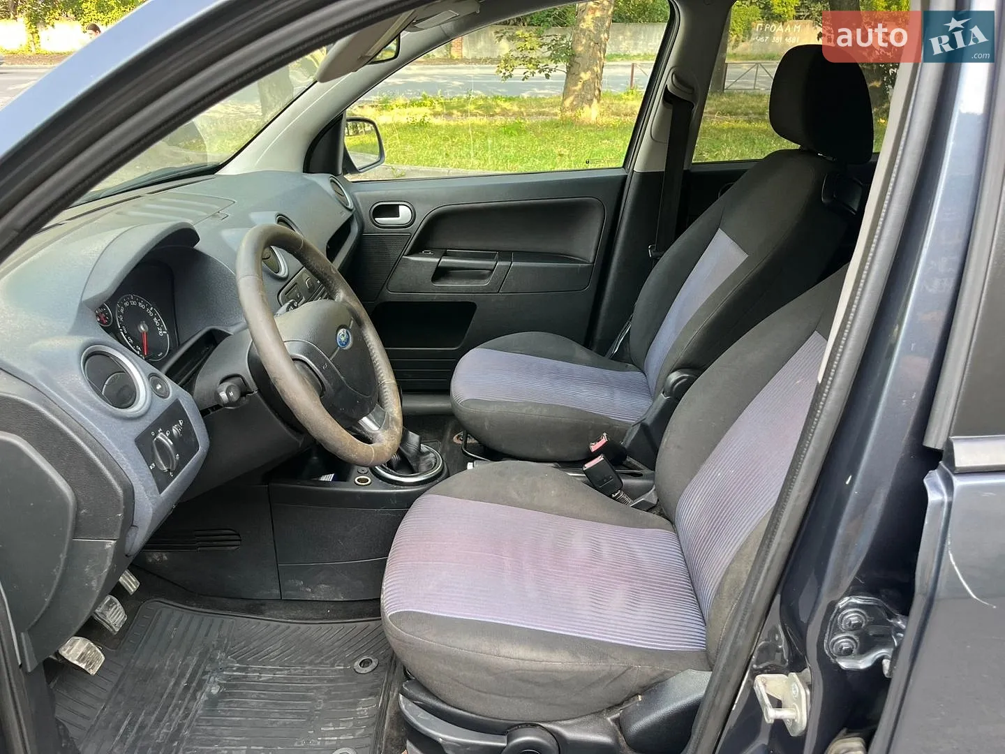 2010 Ford Fusion - мініатюра 11