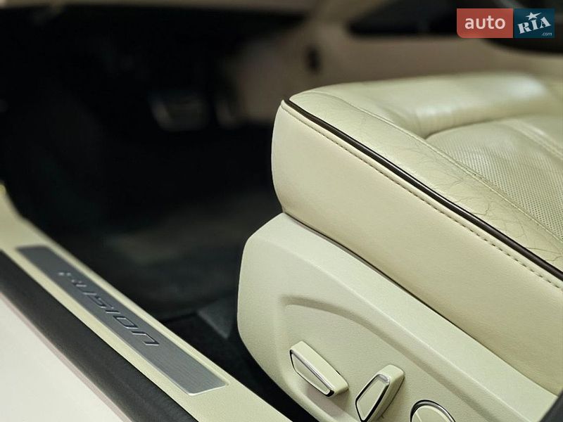 Седан Ford Fusion 2016 в Теребовлі