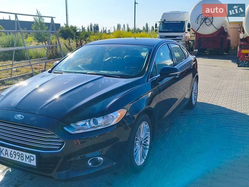 Ford Fusion 2015