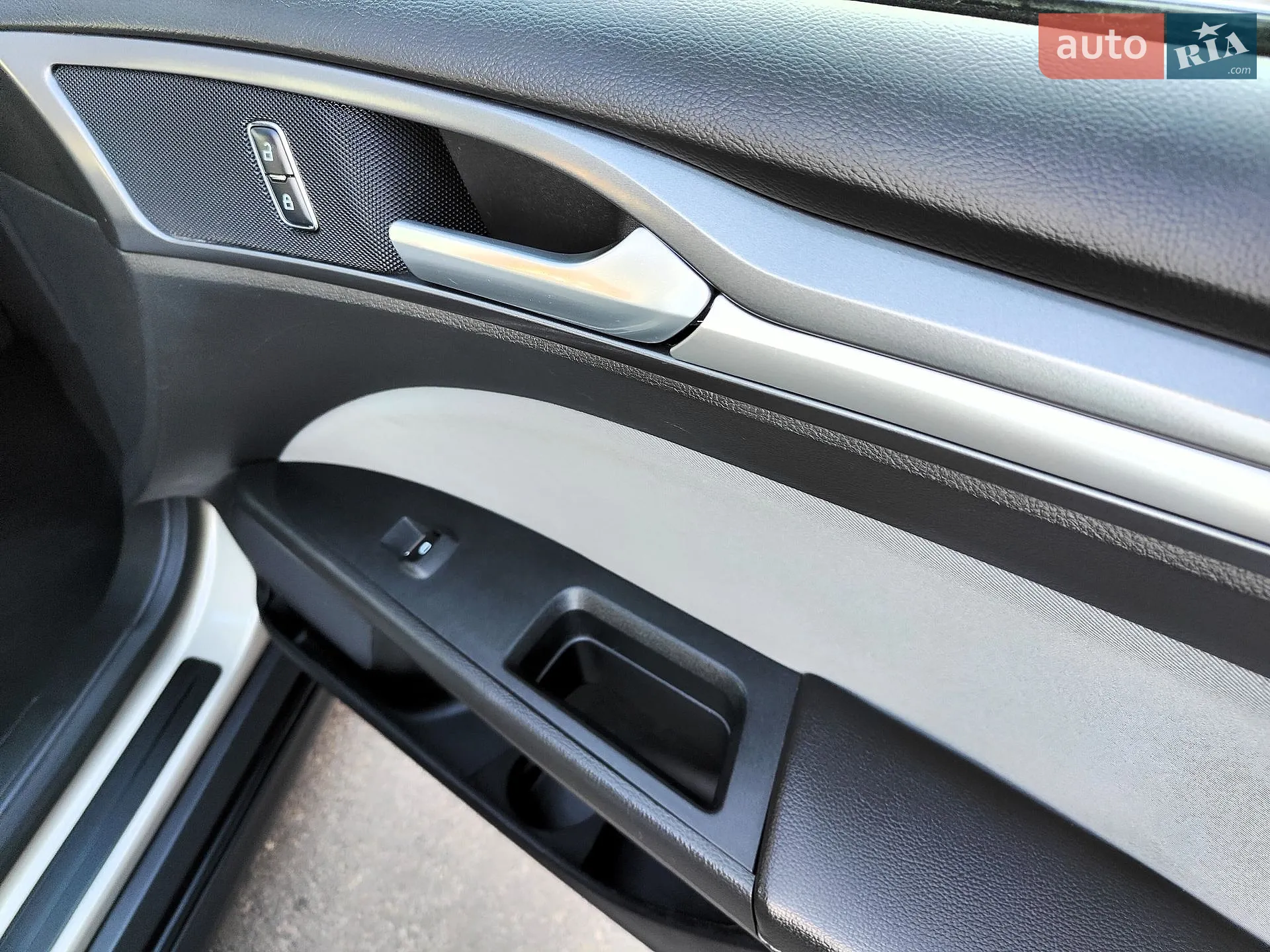 2014 Ford Fusion - мініатюра 52