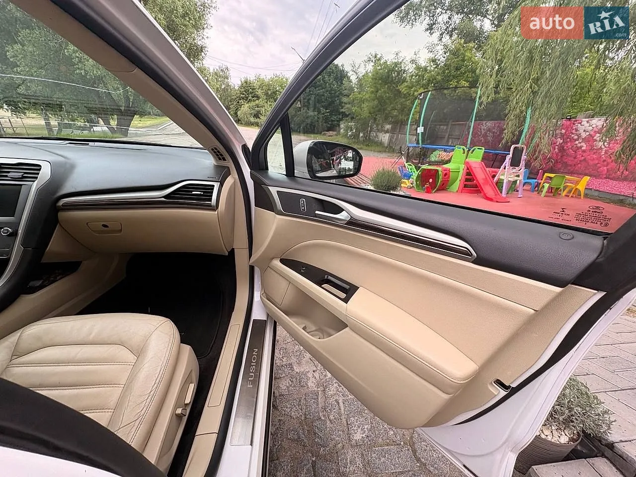 2012 Ford Fusion - мініатюра 10