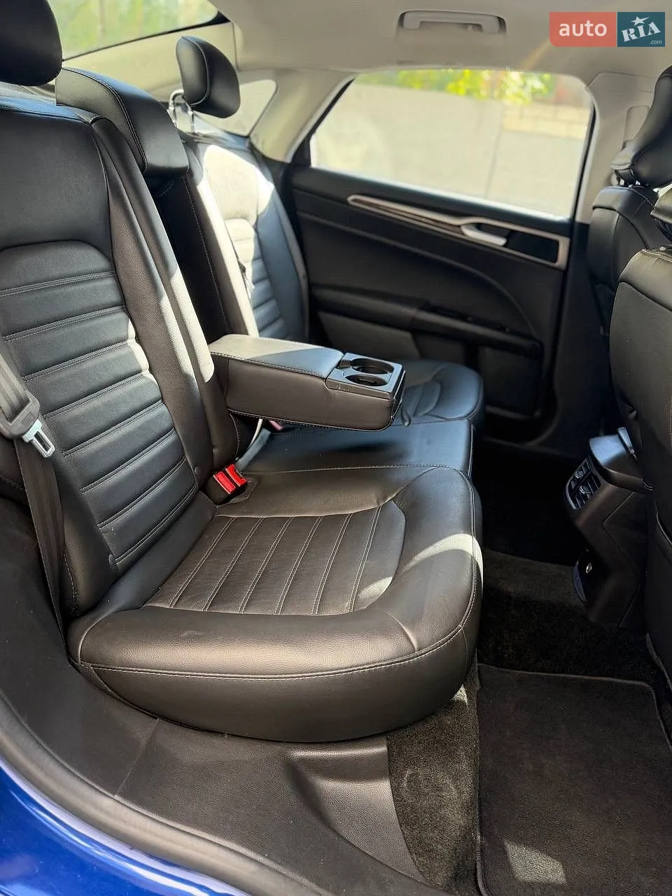 2016 Ford Fusion - мініатюра 16