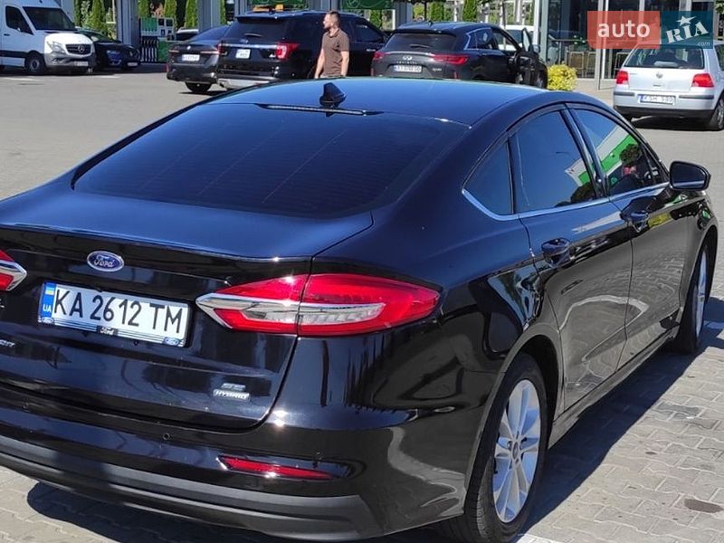 Седан Ford Fusion 2020 в Киеве