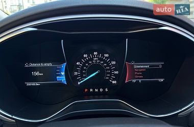 Седан Ford Fusion 2015 в Львові