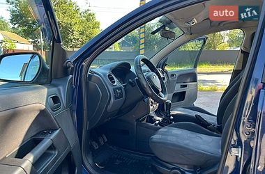 Хэтчбек Ford Fusion 2010 в Чернигове