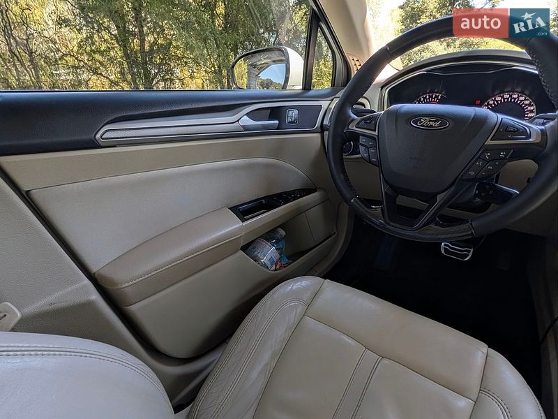 Седан Ford Fusion 2015 в Києві