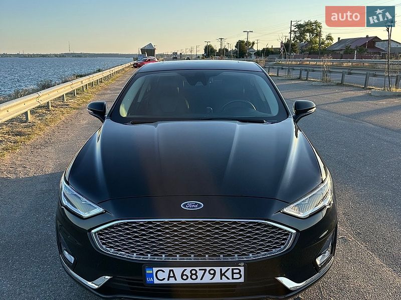 Седан Ford Fusion 2019 в Черкассах