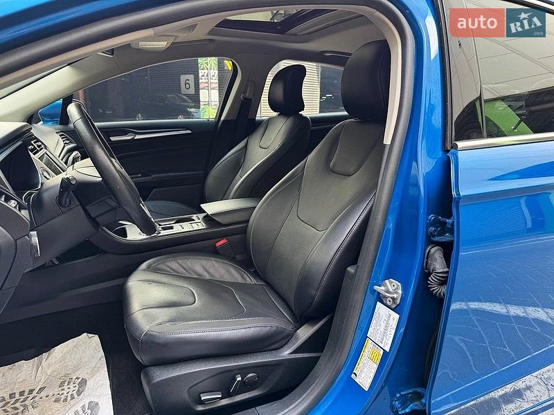 Седан Ford Fusion 2019 в Києві