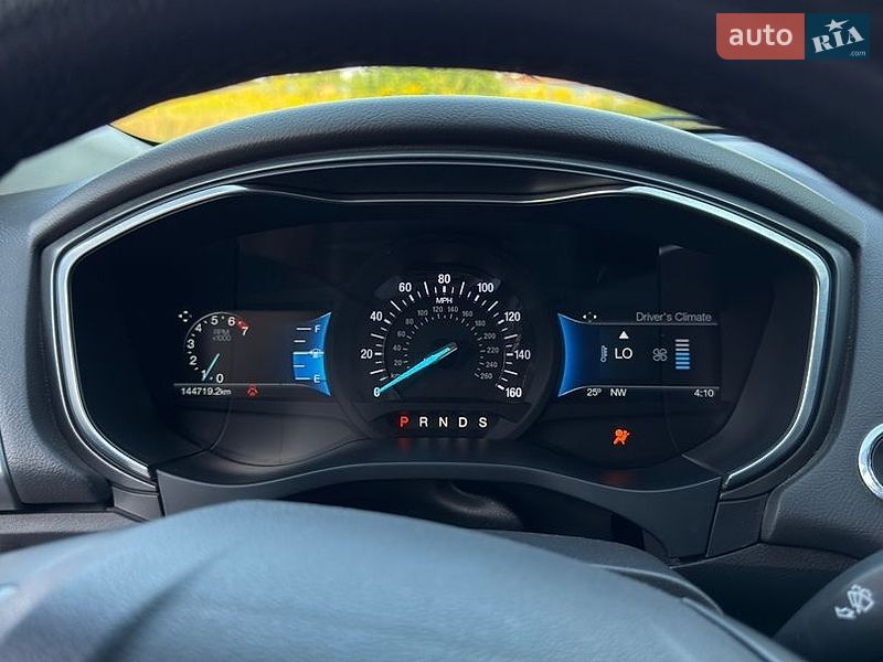 Седан Ford Fusion 2014 в Сумах