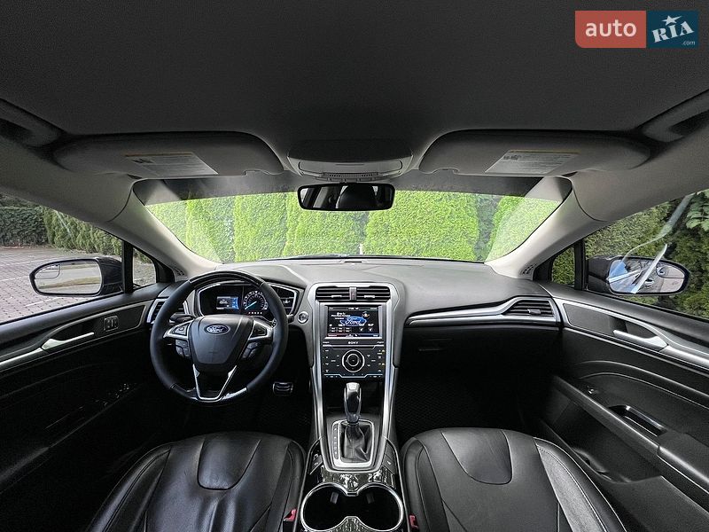 Седан Ford Fusion 2014 в Львові