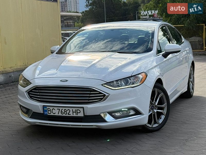 Седан Ford Fusion 2017 в Львові
