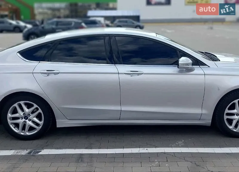 Ford Fusion