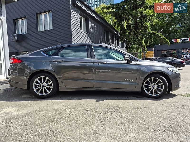 Седан Ford Fusion 2017 в Киеве