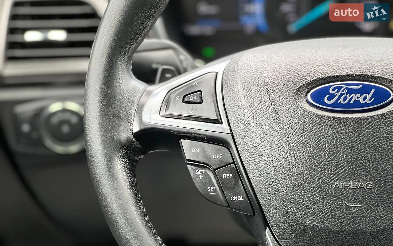 2017 Ford Fusion - мініатюра 11