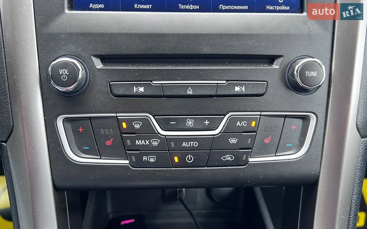 2017 Ford Fusion - мініатюра 16
