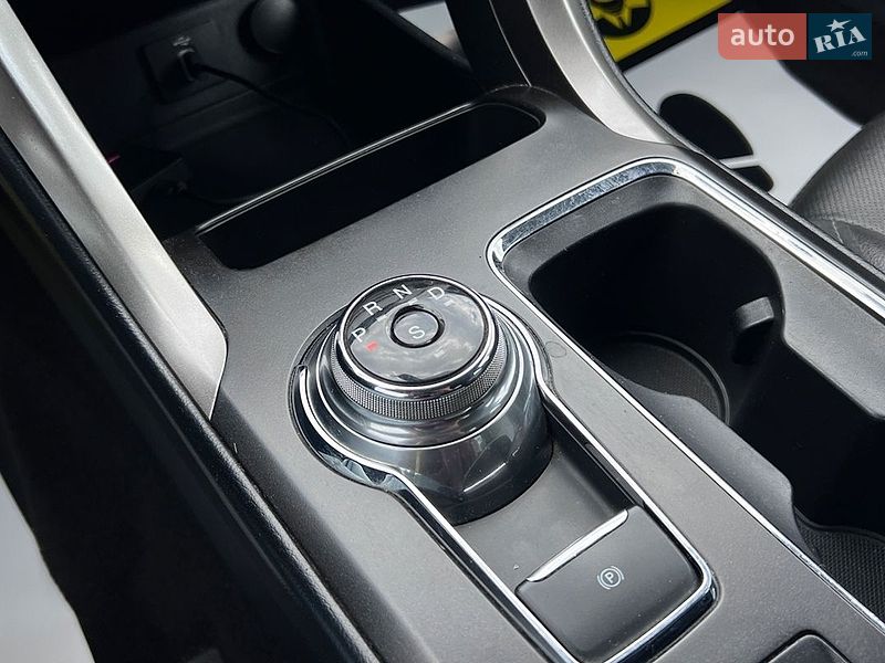 Седан Ford Fusion 2017 в Львове