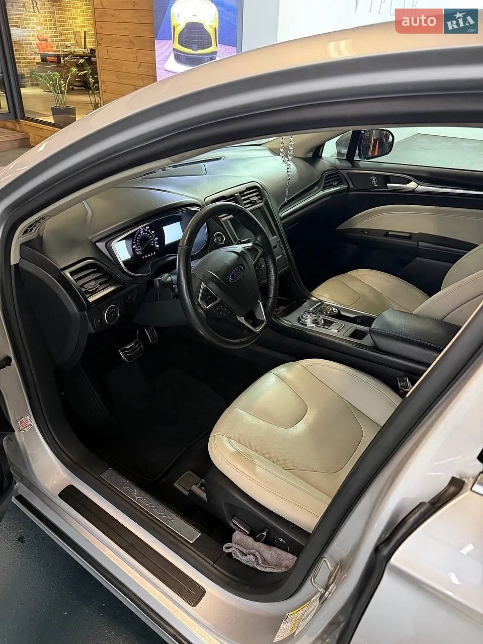 2017 Ford Fusion - мініатюра 13
