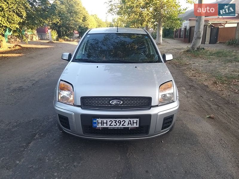 Хетчбек Ford Fusion 2009 в Білгороді-Дністровському