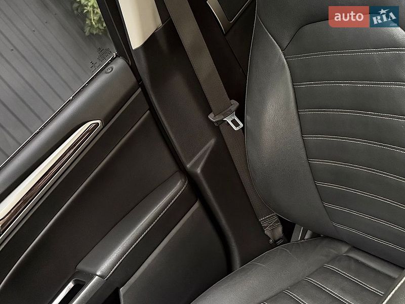 Седан Ford Fusion 2015 в Вінниці