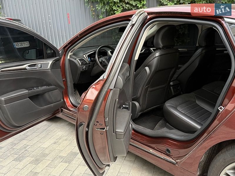 Седан Ford Fusion 2015 в Вінниці