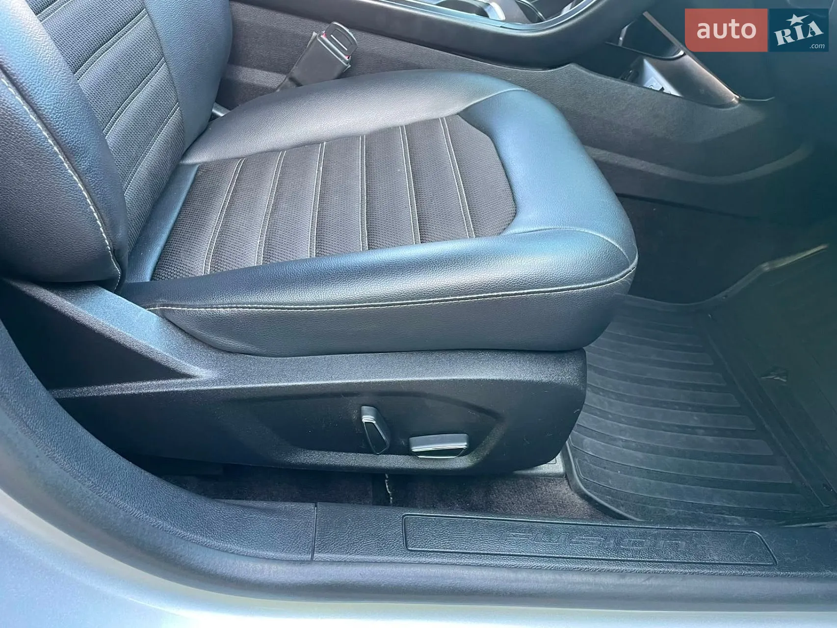 2018 Ford Fusion - мініатюра 30