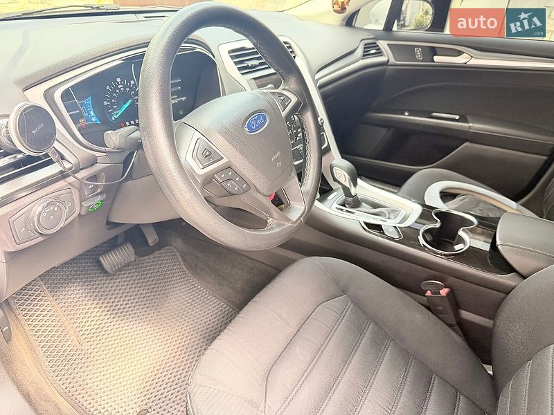 Седан Ford Fusion 2015 в Харькове
