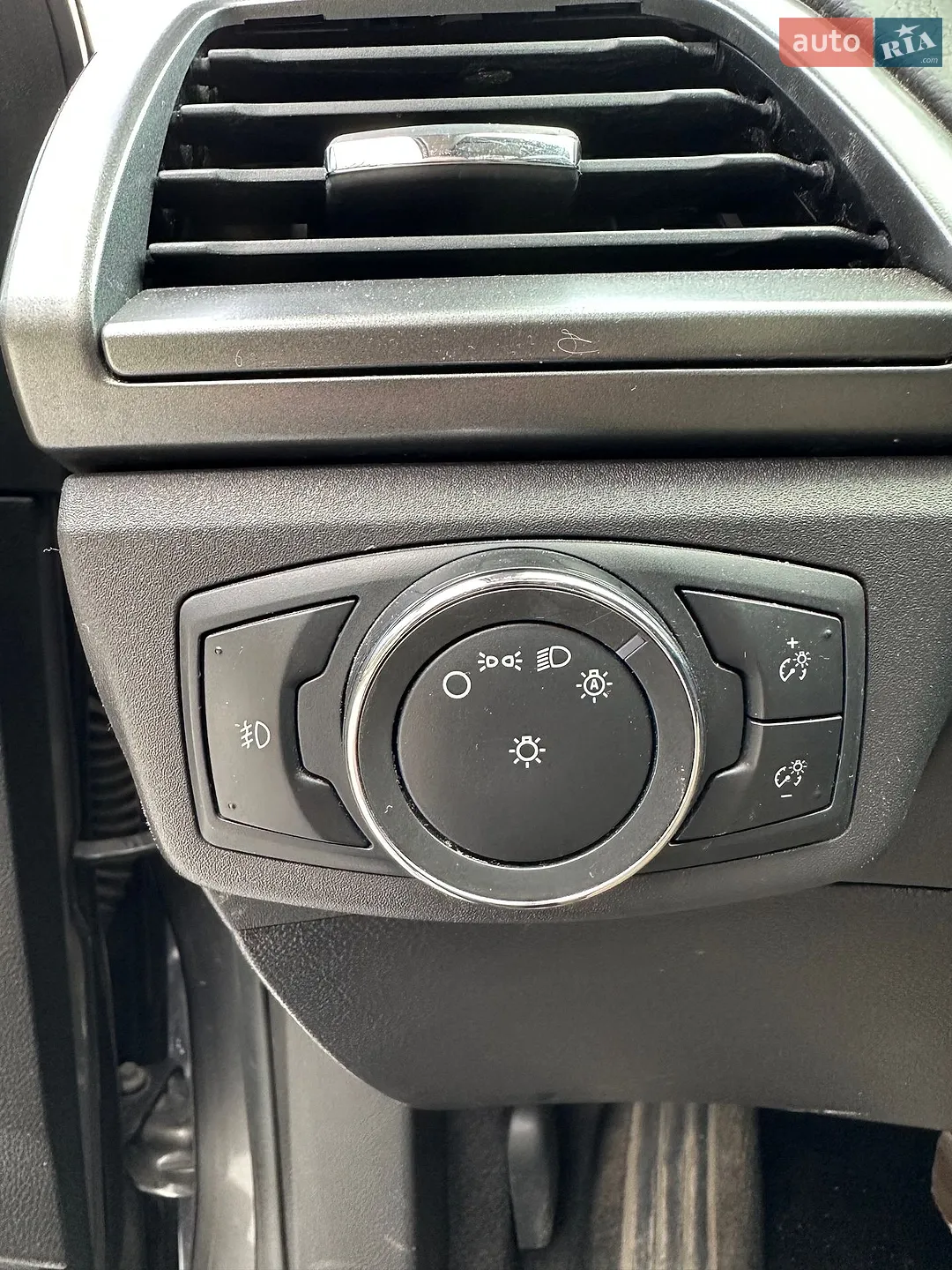 2013 Ford Fusion - мініатюра 35