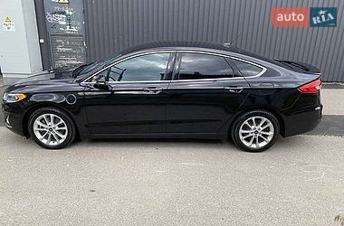 Седан Ford Fusion 2018 в Івано-Франківську