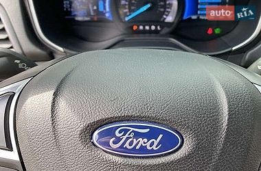 Седан Ford Fusion 2018 в Івано-Франківську
