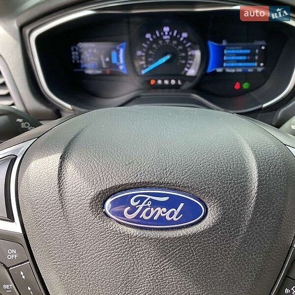 Седан Ford Fusion 2018 в Івано-Франківську