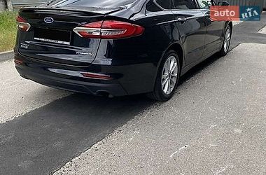 Седан Ford Fusion 2018 в Івано-Франківську