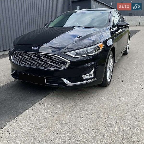 Седан Ford Fusion 2018 в Івано-Франківську