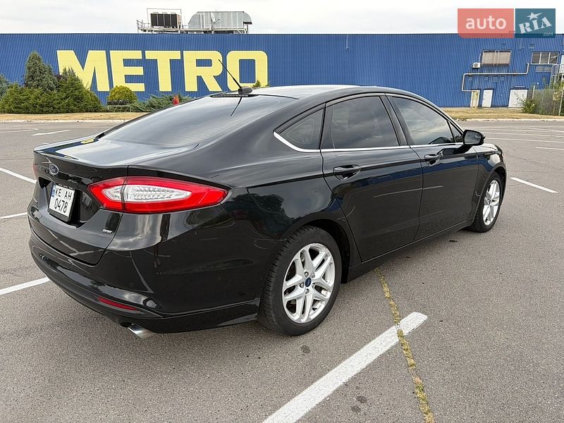 Седан Ford Fusion 2014 в Днепре