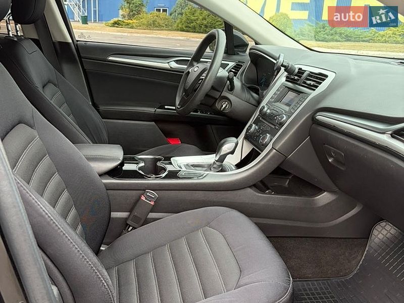 Седан Ford Fusion 2014 в Днепре