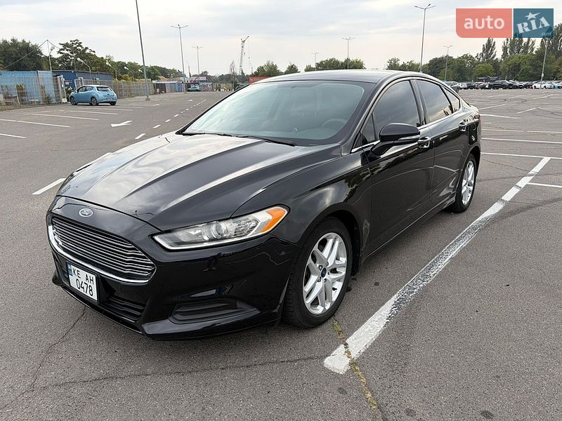 Седан Ford Fusion 2014 в Днепре