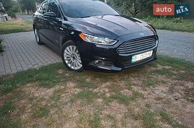 Седан Ford Fusion 2015 в Лубнах